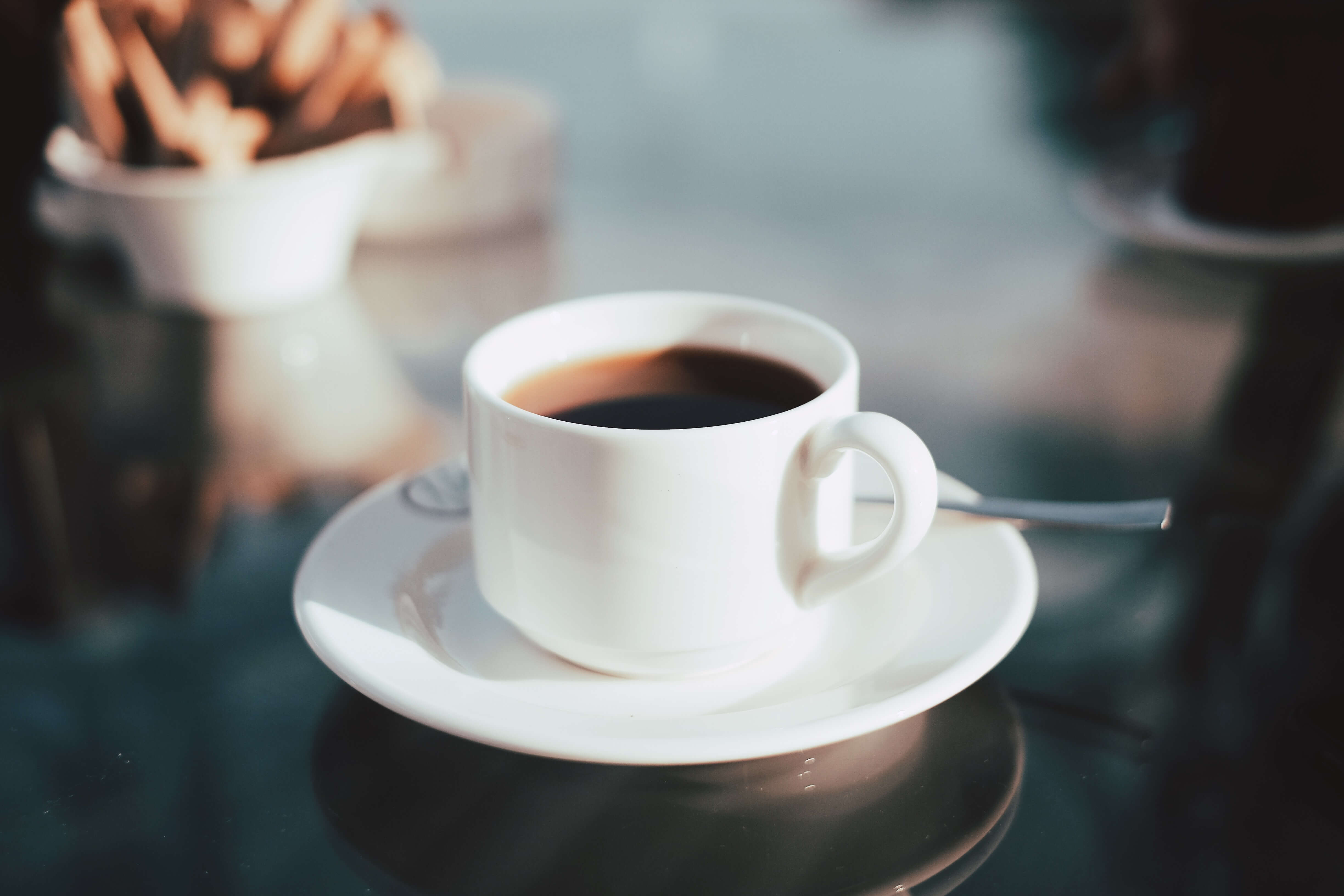 5 Tips to Keep Coffee Hot Without Compromising Taste - Roast Ratings